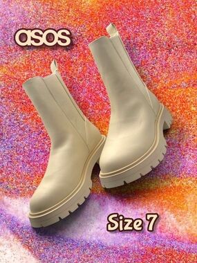 ASOS Off White Lug-Sole Chelsea Ankle Boots Size 7